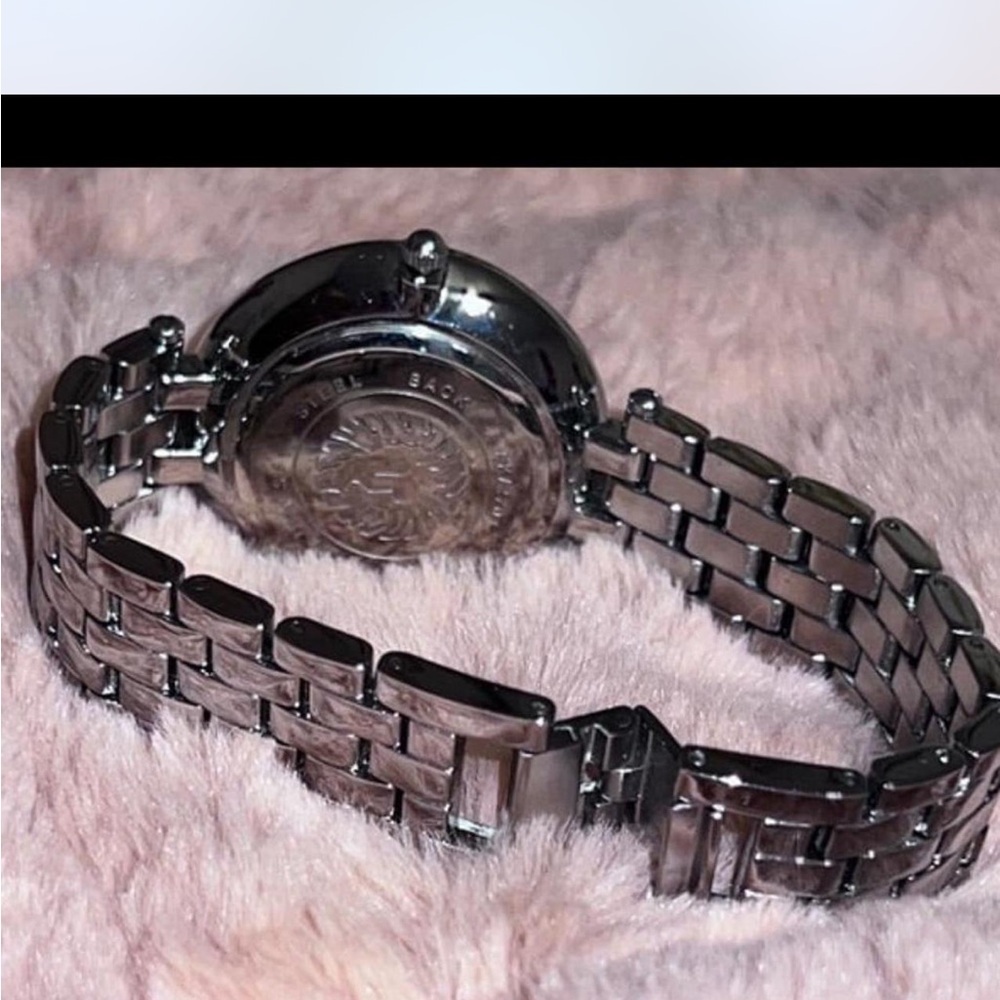Anne Klein Silver Cell Phone Accessory - Picture 2 of 2